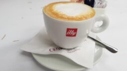 Pine, restaurant cu terasa la Bucuresti