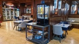 Champagne & More Lounge, Radisson Blu Hotel Restocracy