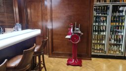 Champagne & More Lounge, Radisson Blu Hotel Restocracy