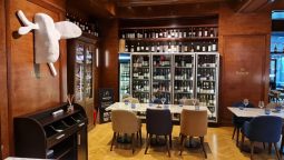 Champagne & More Lounge, Radisson Blu Hotel Restocracy