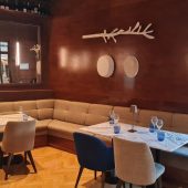 Champagne & More Lounge, Radisson Blu Hotel Restocracy