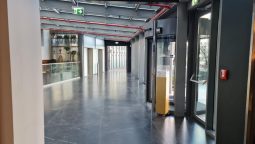 Champagne & More Lounge, Radisson Blu Hotel Restocracy