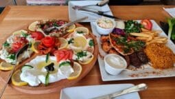 Ahmad Cuisine, restaurant arabesc in Clucerului