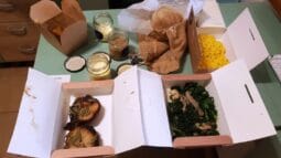 Localnicii, meniul Kané Home cu Puiul Vegetarian