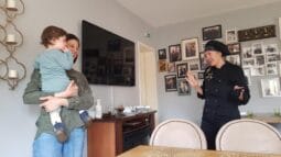 Cina cu fete frumoase la Pata Negra