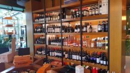 Restaurant oriental contemporan, cafenea si cofetarie