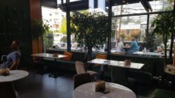 Restaurant oriental contemporan, cafenea si cofetarie