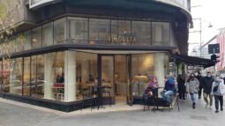 Velocita, gelaterie pe Calea Victoriei la Piata Amzei