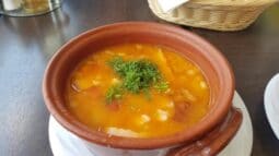 Complex Turistic cu Restaurant Elisa la Belciugatele