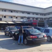 Comuna Tunari la Strip Mall
