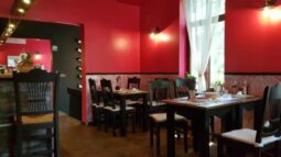 Rare House, restaurant pe Schitu Darvari