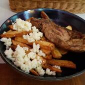 Rare House, restaurant pe Schitu Darvari
