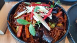 Samsara, restaurant vegetarian si vegan in Bucuresti