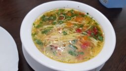 Teheran, restaurant iranian cu bucatarie persana