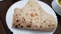 Teheran, restaurant iranian cu bucatarie persana