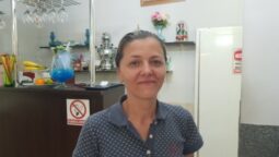 Ami Reza și femeia lui