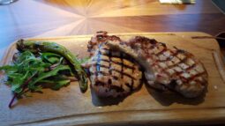 Adamo by MRS Residence, restaurant in Parcul Herastrau