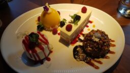 Adamo by MRS Residence, restaurant in Parcul Herastrau