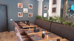 Ferma Baciu, steakhouse in Strip Mall Pipera