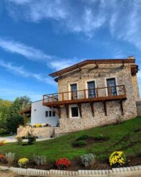 Domeniul Aristitei de la Valea Calugareasca si crama