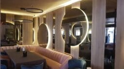 O’grada, restaurant cu specific multicuisine la Arcul de Triumf