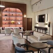 The Blank, braserie la Marmorosch Autograph Collection Hotel