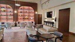 The Blank, braserie la Marmorosch Autograph Collection Hotel
