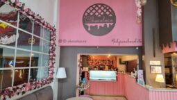 Burgerati si Chocoloco, bistrou de burgeri si clatite