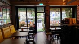 Burgerati si Chocoloco, bistrou de burgeri si clatite