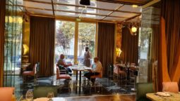 TUYA Food for Sharing, restaurant in Parchul Herastrau