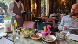 TUYA Food for Sharing, restaurant in Parchul Herastrau