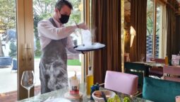 TUYA Food for Sharing, restaurant in Parchul Herastrau