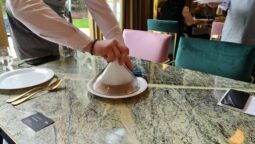 TUYA Food for Sharing, restaurant in Parchul Herastrau