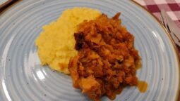 Cappuccino, fast food pe Ion Campineanu