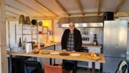 Florin Cojocariu in bucatarie la Athanor le Coupteur