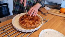 Florin Cojocariu in bucatarie la Athanor le Coupteur