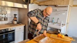 Florin Cojocariu in bucatarie la Athanor le Coupteur