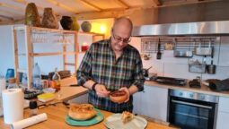 Florin Cojocariu in bucatarie la Athanor le Coupteur