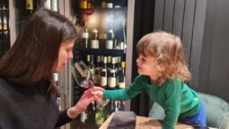 Domnisorul Butunoiu la cina la Orlando Zaharia