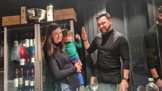 Domnisorul Butunoiu la cina la Orlando Zaharia Domnisorul Butunoiu la cina la Orlando Zaharia