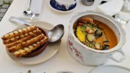 MOM, bistrou in Centrul Vechi al Bucurestiului