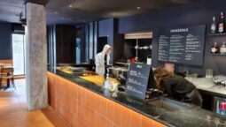 Smokareala, bistrou cu carne fripta la Piata Romana