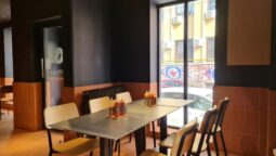 Smokareala, bistrou cu carne fripta la Piata Romana