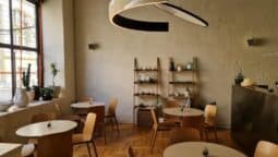 MOM, bistrou in Centrul Vechi al Bucurestiului