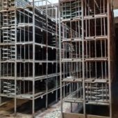 Pivnita cu comori de la Statiunea de Cercetare Pietroasa