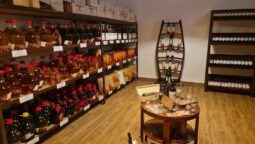 Statiunea de Cercetare Dezvoltare pentru Viticultura si Vinificatie Pietroasa