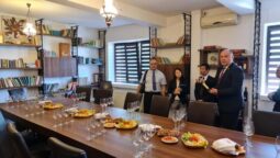 Statiunea de Cercetare Dezvoltare pentru Viticultura si Vinificatie Pietroasa Buzau