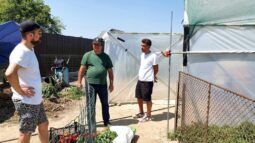 In vizita la gradina de legume a restaurantului Sardin, in loc. Lunguletu, jud. Dambovita