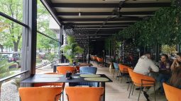 Yukka, restaurant internațional pe bd. Nicolae Titulescu din București