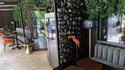 Yukka, restaurant internațional pe bd. Nicolae Titulescu din București